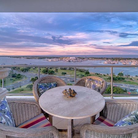 Stunning View Close To Everything Gold Coast Extérieur photo